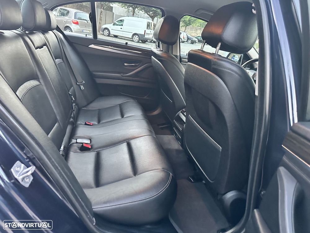 BMW 520 d Line Luxury Auto - 41