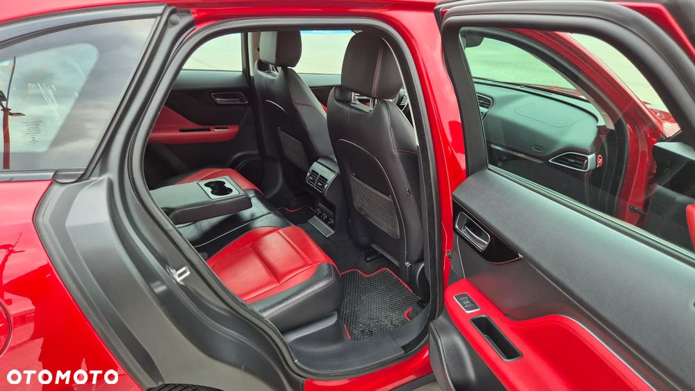 Jaguar F-Pace 30d AWD R-Sport - 16
