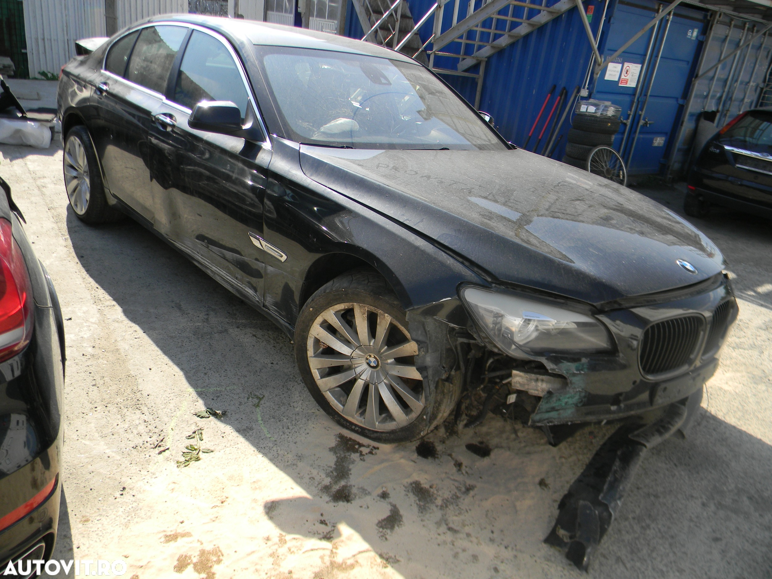 Dezmembrari  BMW 7 (F01, F02, F03, F04)  2008  > 2015 750 i Benzina - 3