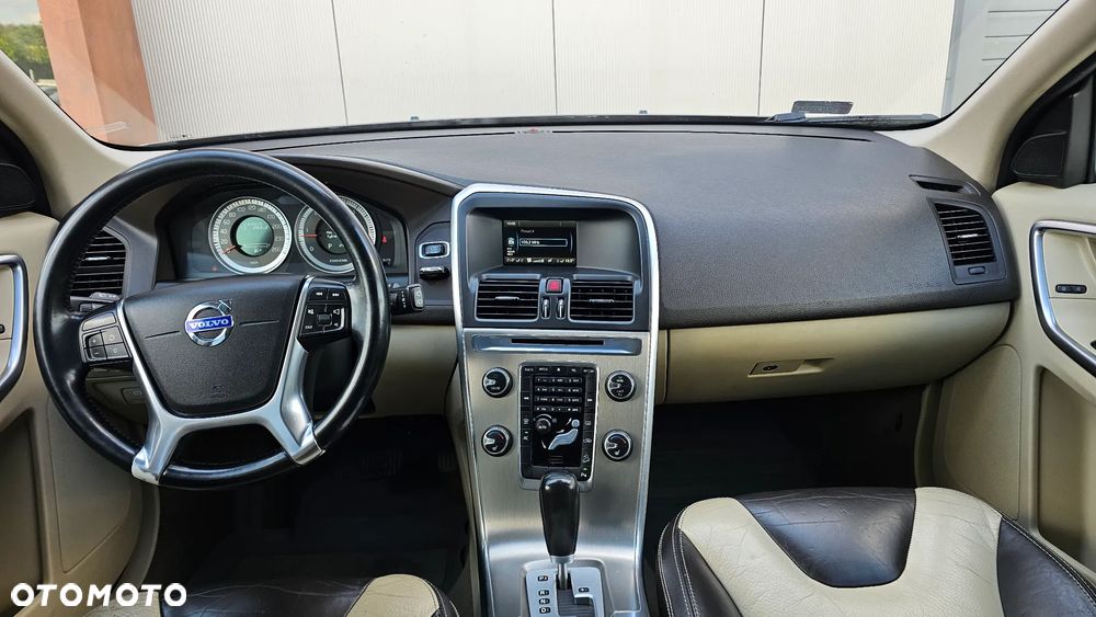 Volvo XC 60 D5 AWD Summum - 7