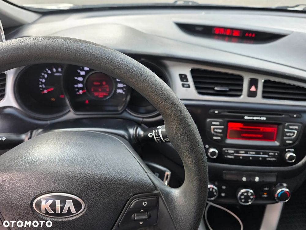 Kia Ceed Cee'd 1.6 CRDi M - 25