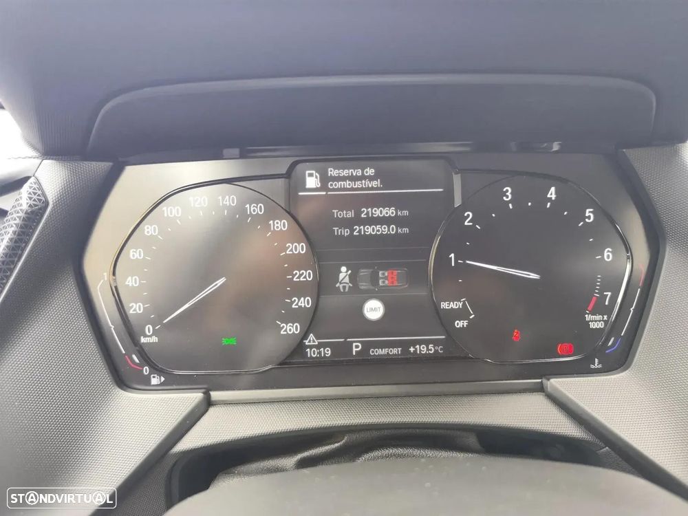 BMW 116 i Line Sport Auto - 24