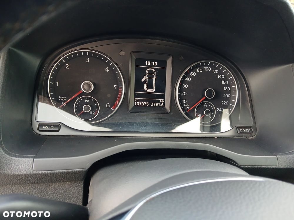 Volkswagen Caddy 2.0 TDI Comfortline - 11