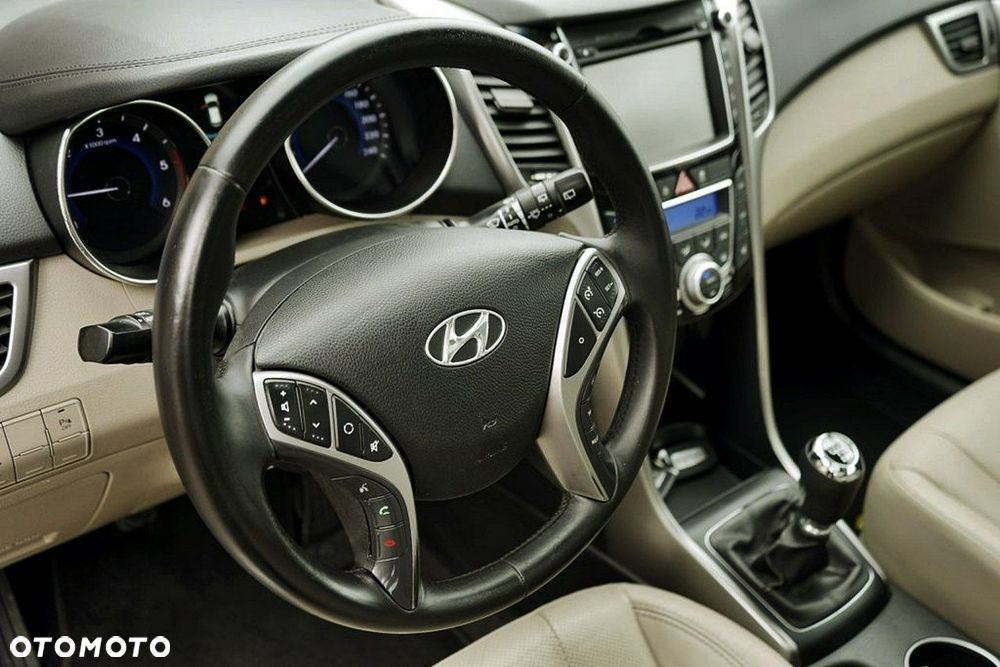 Hyundai i30 - 22
