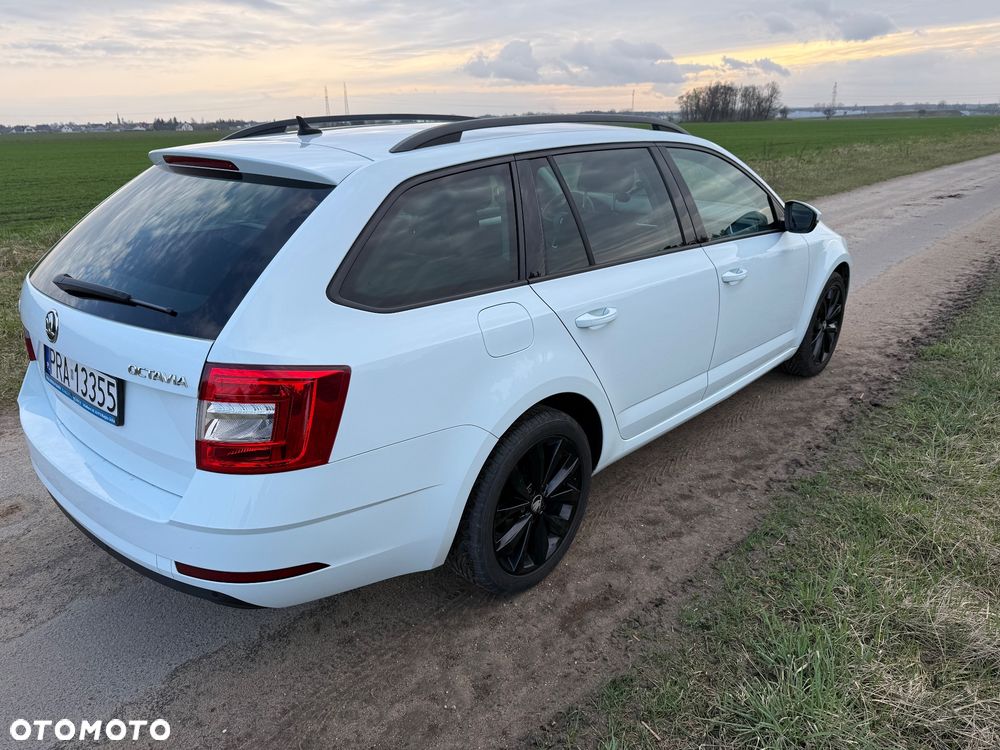 Skoda Octavia 2.0 TDI DSG Ambition - 3