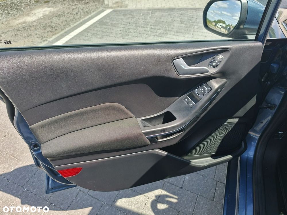 Ford Fiesta - 21