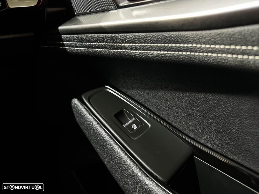 Renault Rafale 1.2 Full Hybrid E-Tech Techno - 52