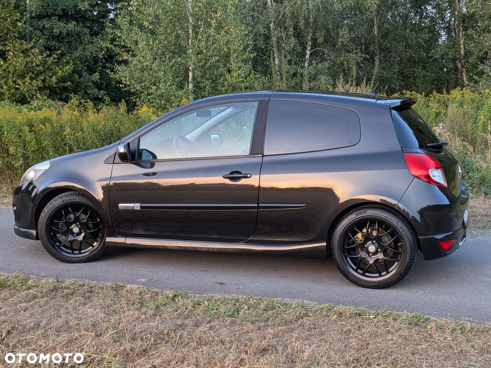 Renault Clio - 11