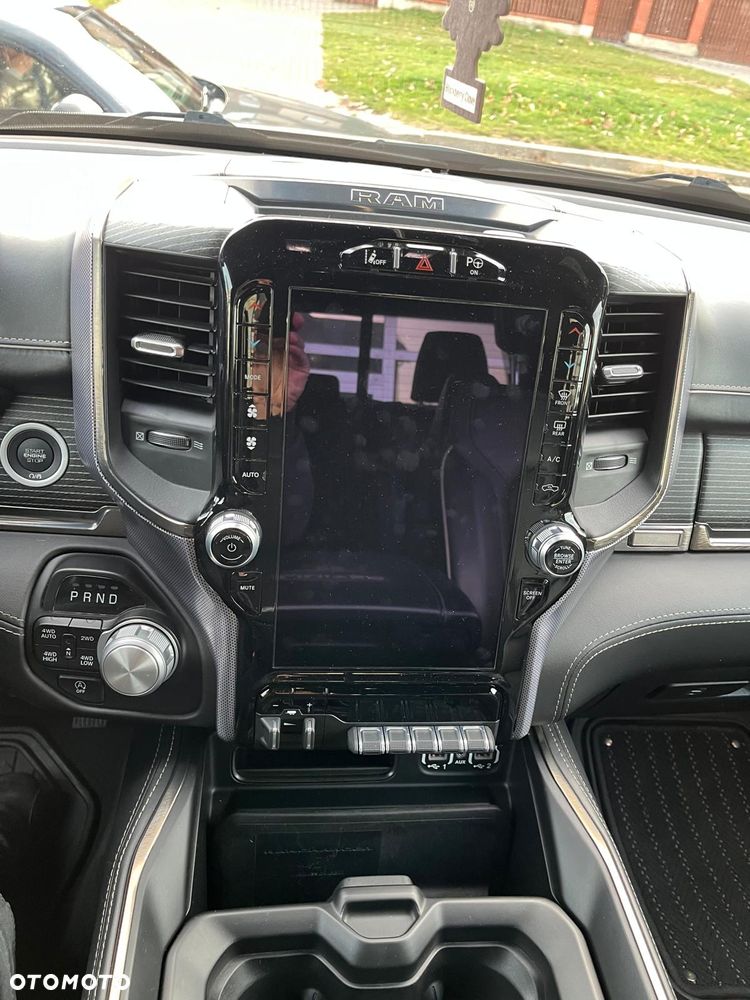 RAM 1500 - 20