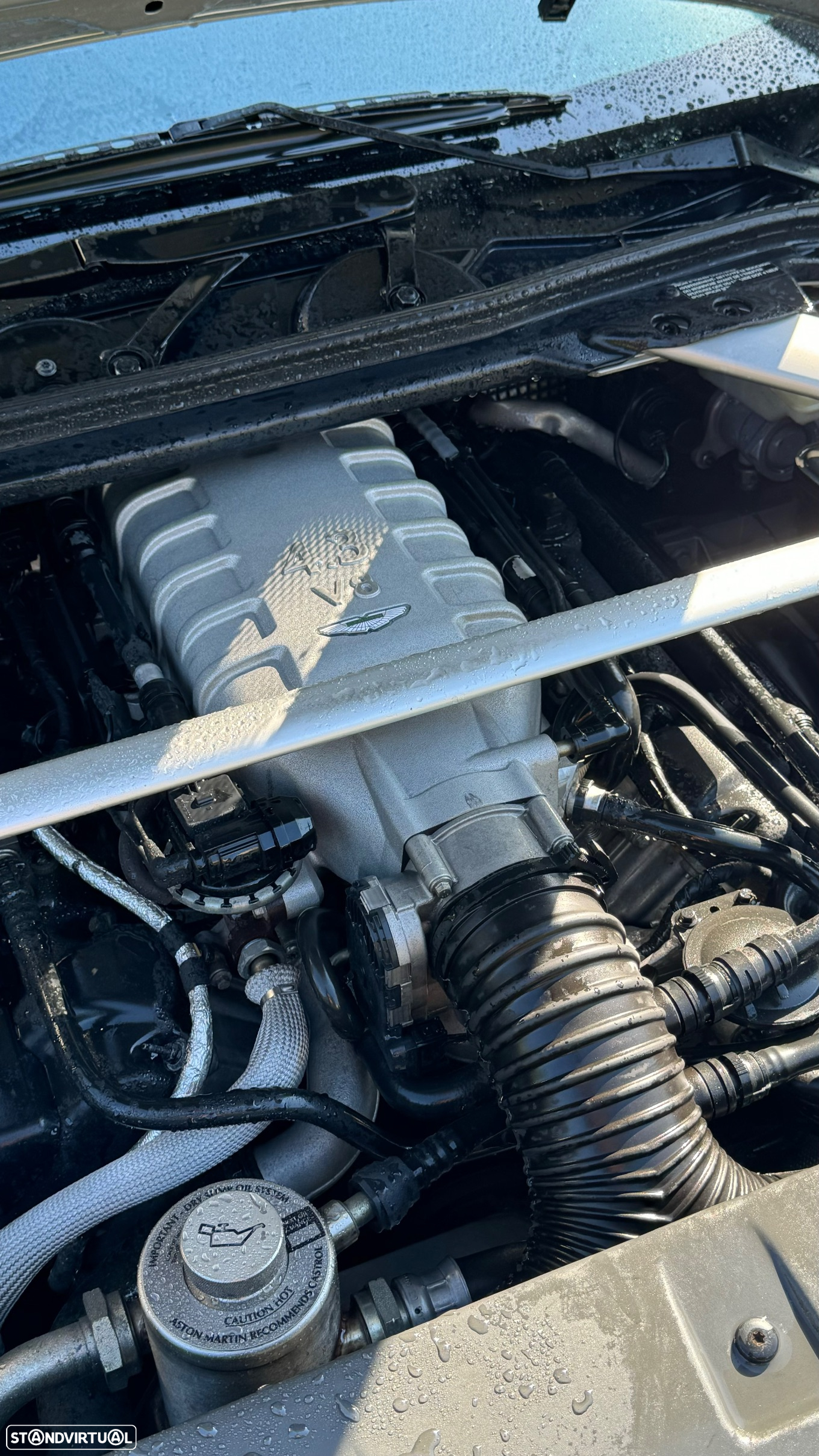 Aston Martin Vantage Roadster V8 Sportshift - 2