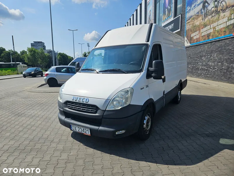 Iveco DAILY - 12