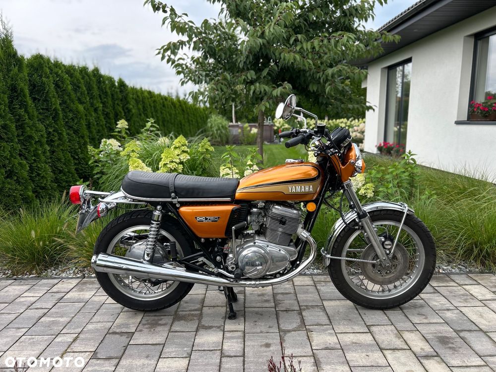 Yamaha TX - 5