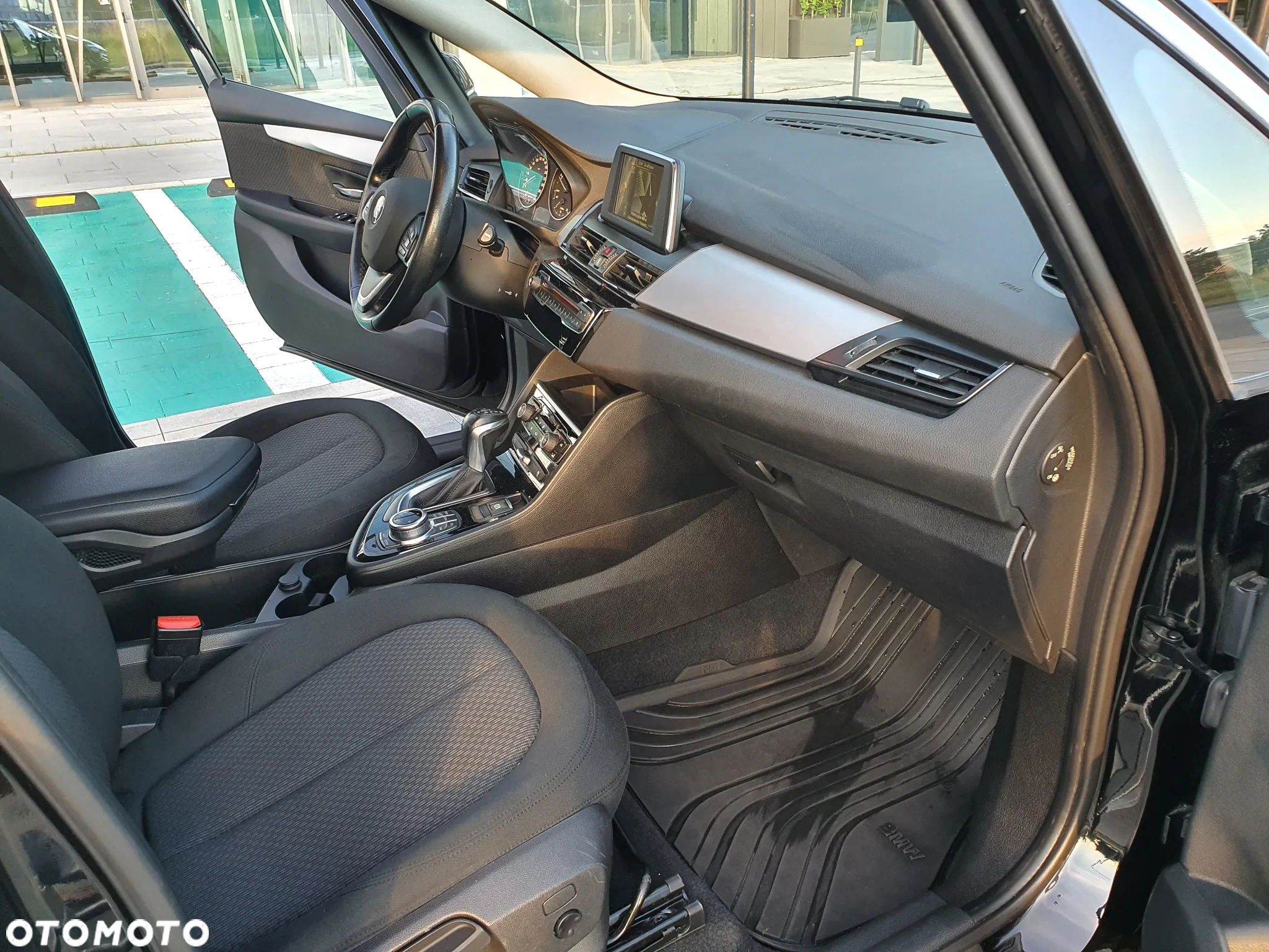 BMW Seria 2 216d Active Tourer - 11
