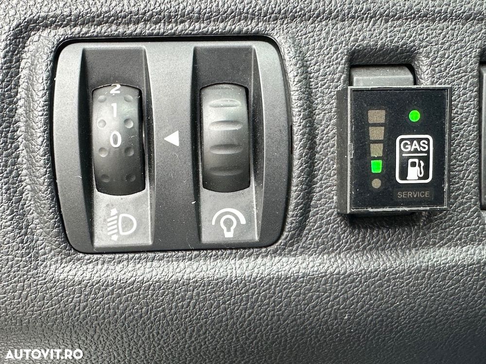 Renault Clio IV TCe Zen - 9