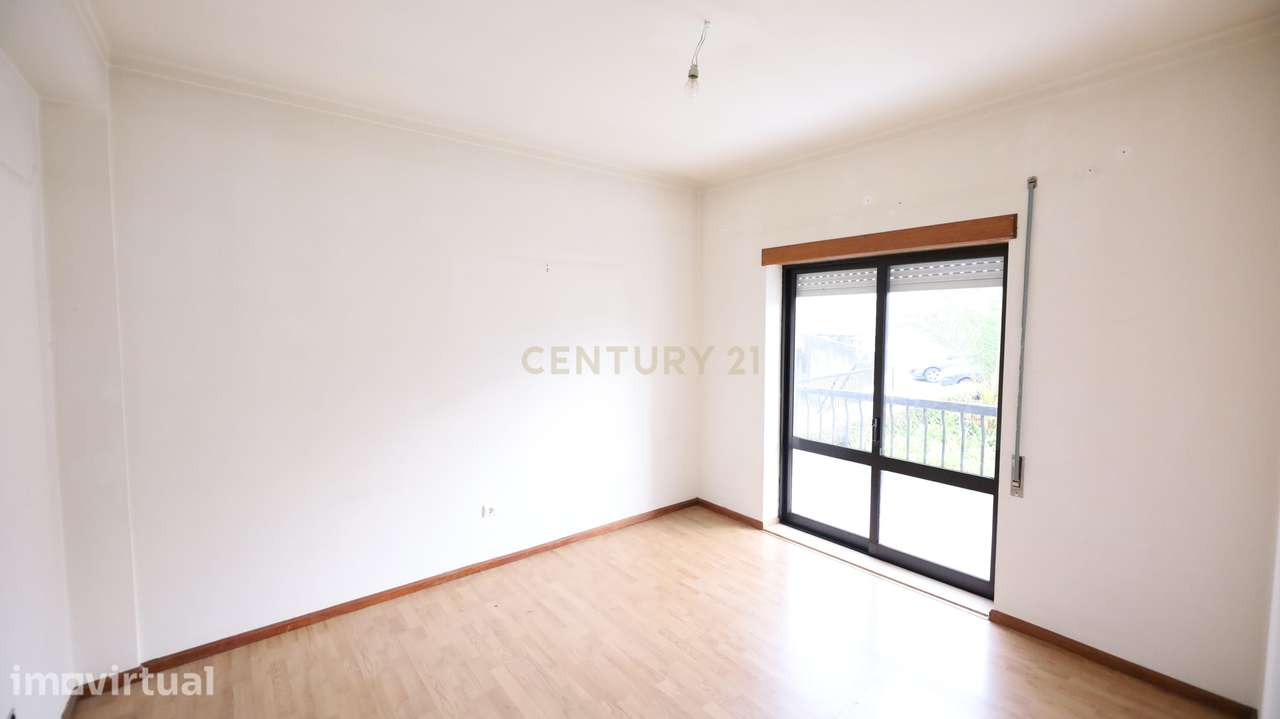 Apartamento T2 - Grande imagem: 2/7