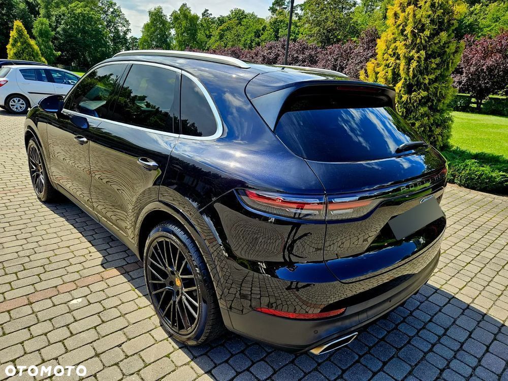 Porsche Cayenne - 18