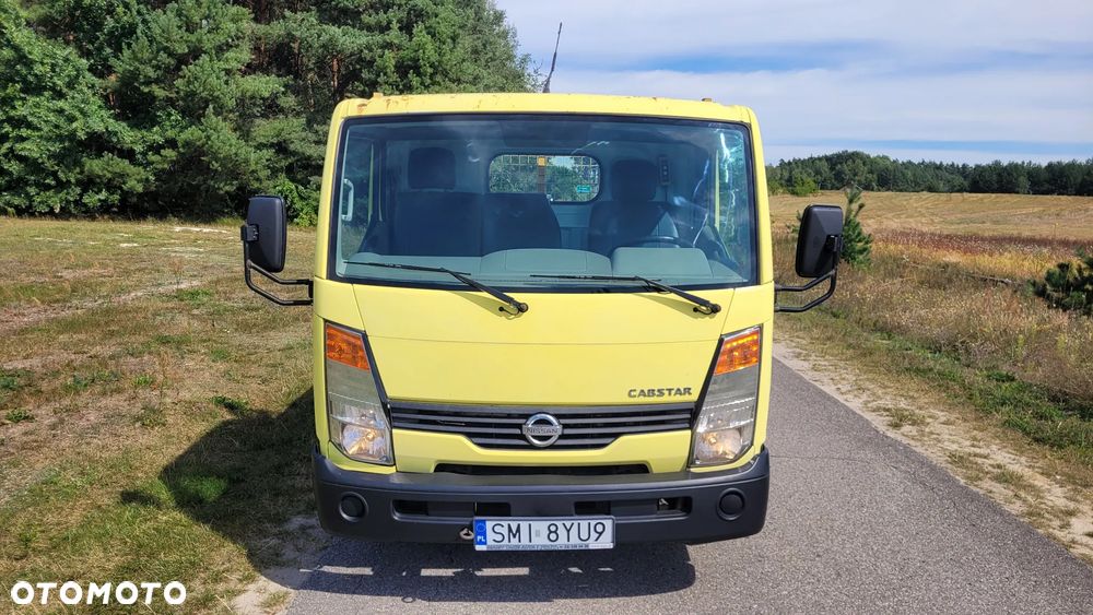 Nissan CABSTAR - 10