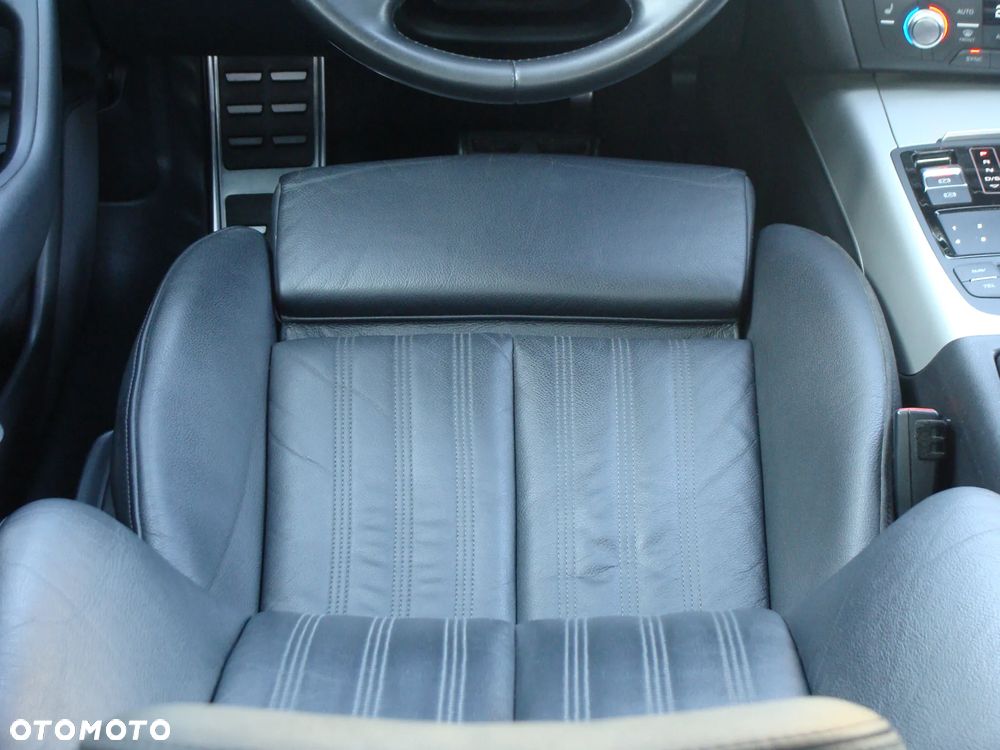 Audi A6 Avant 2.0 TDI ultra S tronic - 40