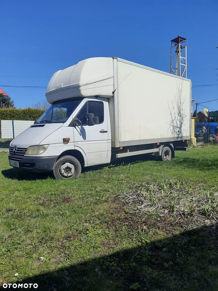 Mercedes-Benz 411 CDI - 1