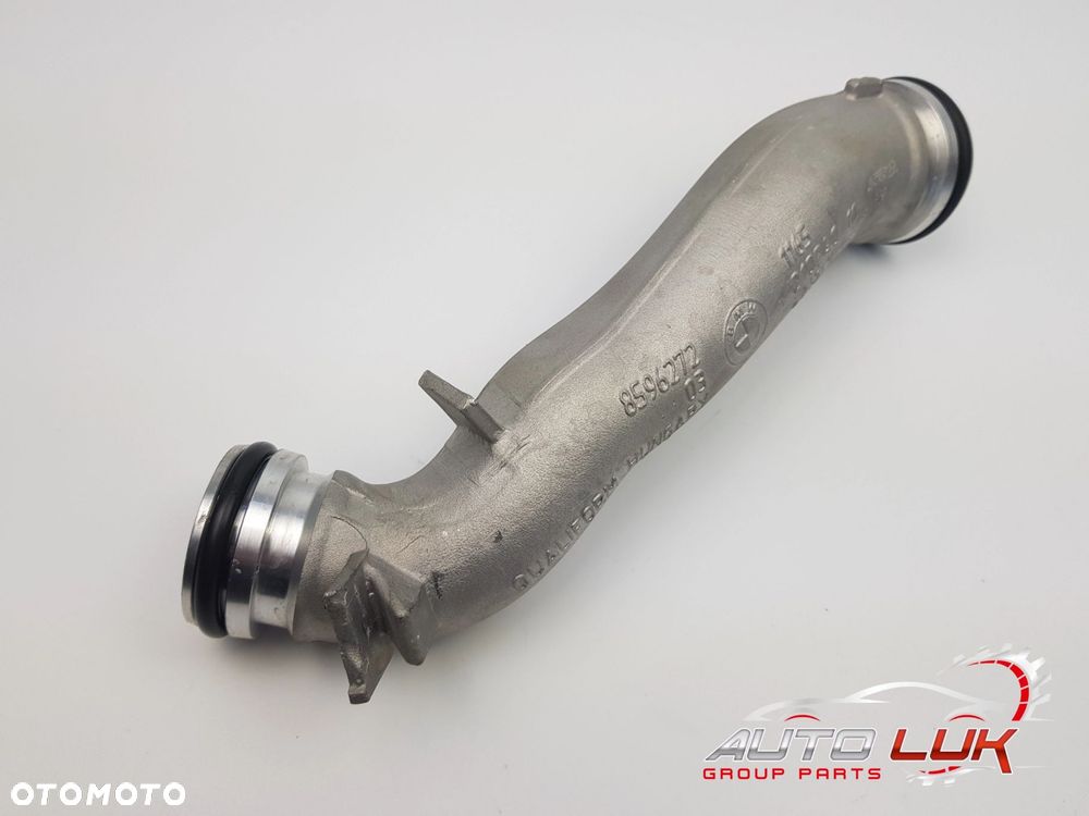 Przewód Rura Wąż powietrza turbosprężarki BMW G20 G30 B57 3.0d 8596272 - 1