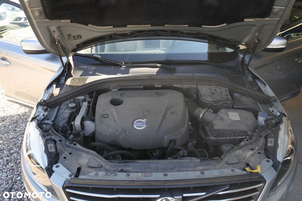 Volvo XC 60 D4 Geartronic Summum - 28