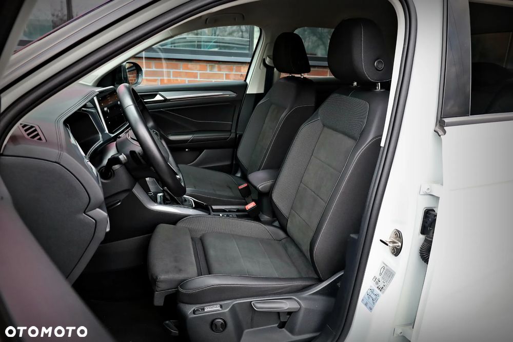Volkswagen T-Roc 1.5 TSI Style DSG - 22