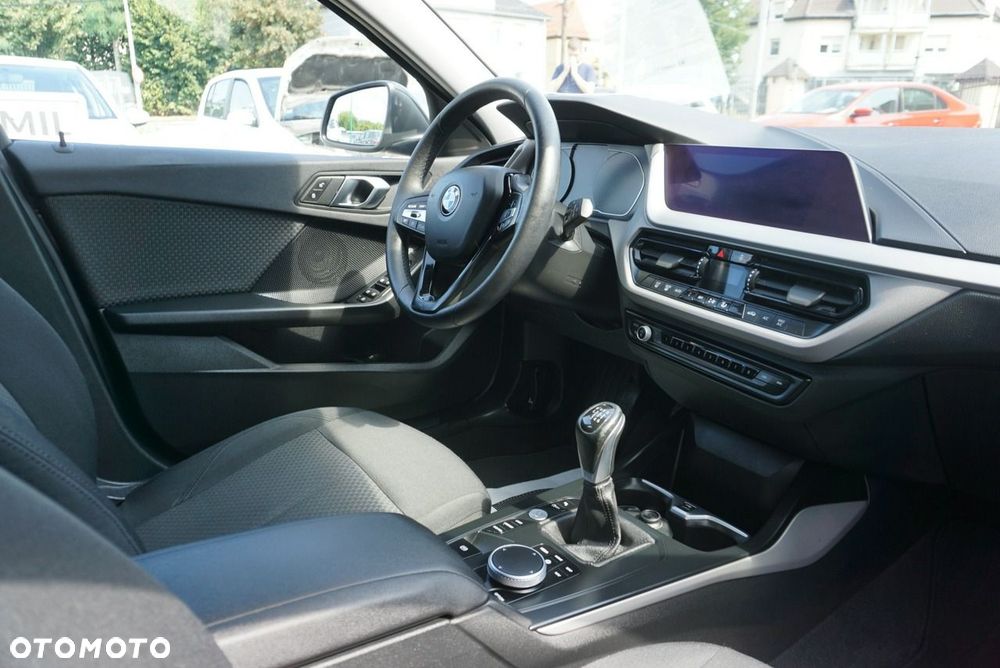 BMW Seria 1 - 23