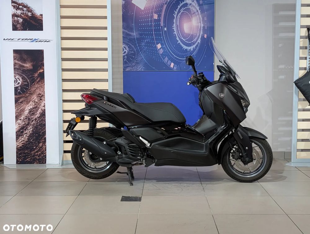 Yamaha X-max - 10