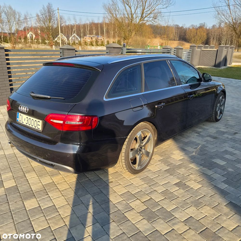 Audi A4 Avant 2.0 TDI - 13
