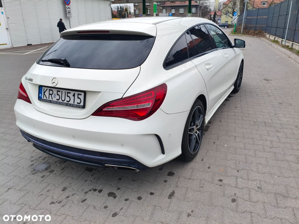 Mercedes-Benz CLA 200 7G-DCT AMG Line - 4