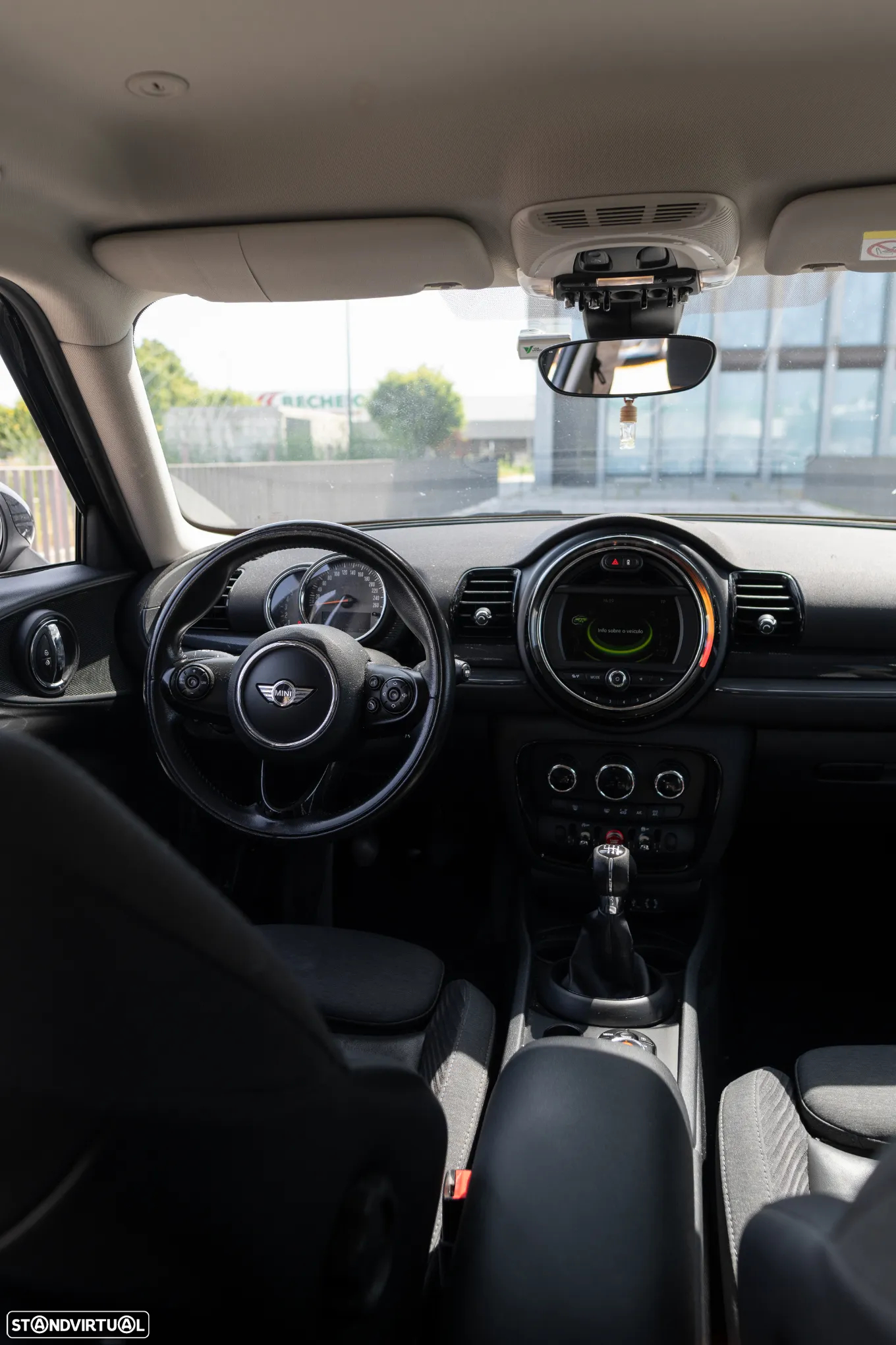 MINI Clubman Cooper D - 14