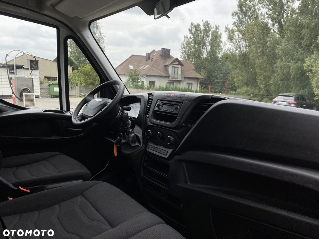 Iveco DAILY 35C15 - 31