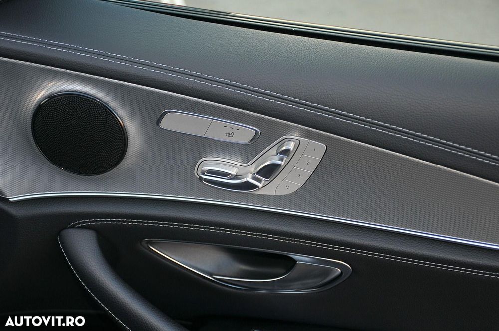 Mercedes-Benz E 300 de 4Matic 9G-TRONIC AMG Line - 11
