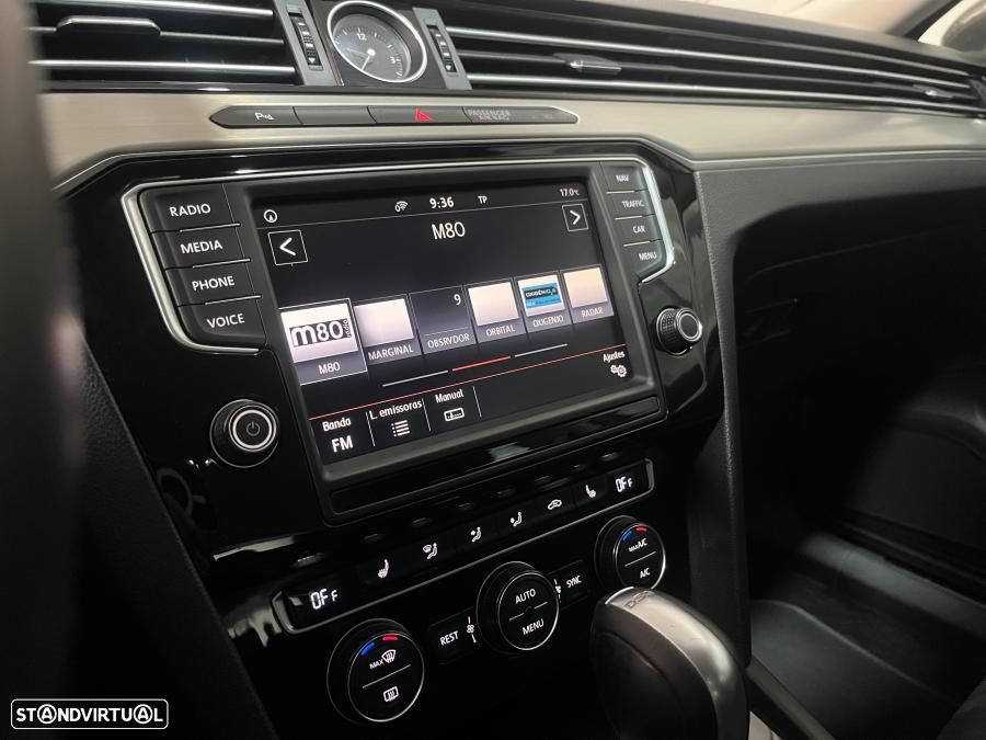 VW Passat Variant 2.0 TDi Highline DSG - 17