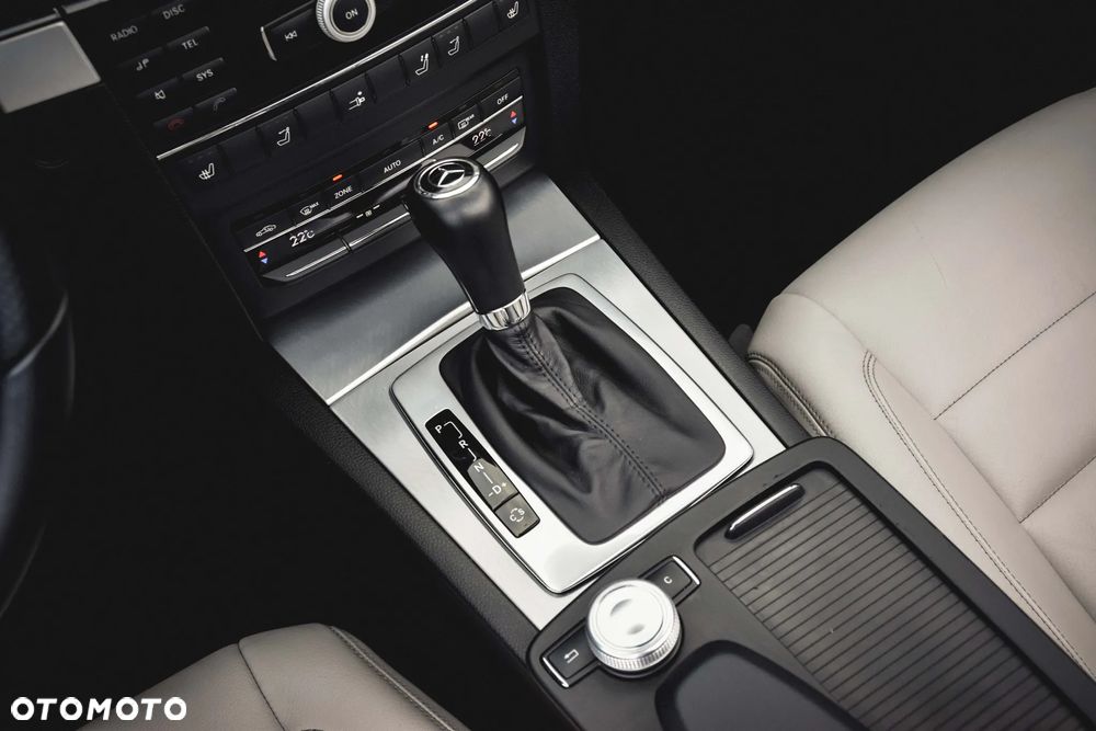 Mercedes-Benz Klasa E - 38