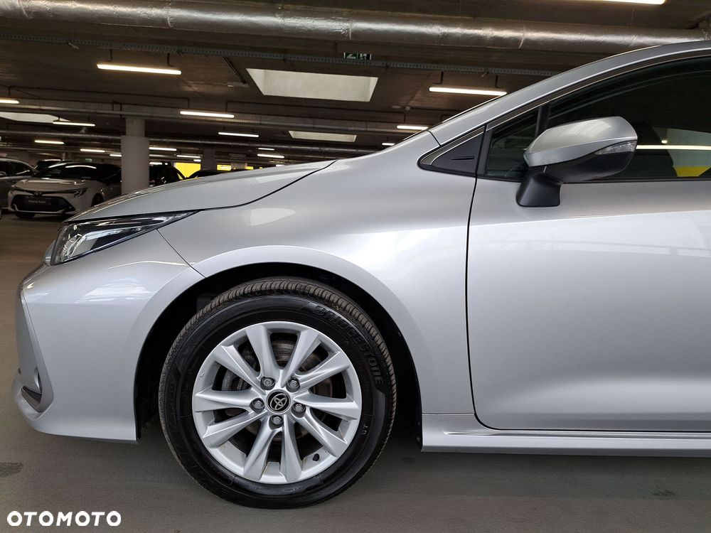 Toyota Corolla 1.8 Hybrid Comfort - 38