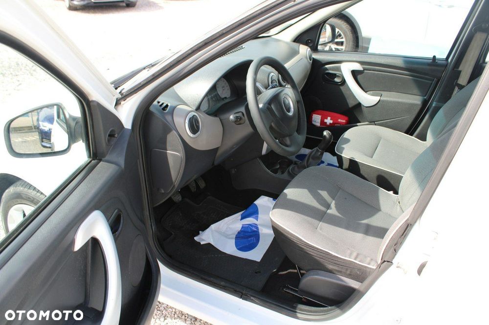 Dacia Logan - 14