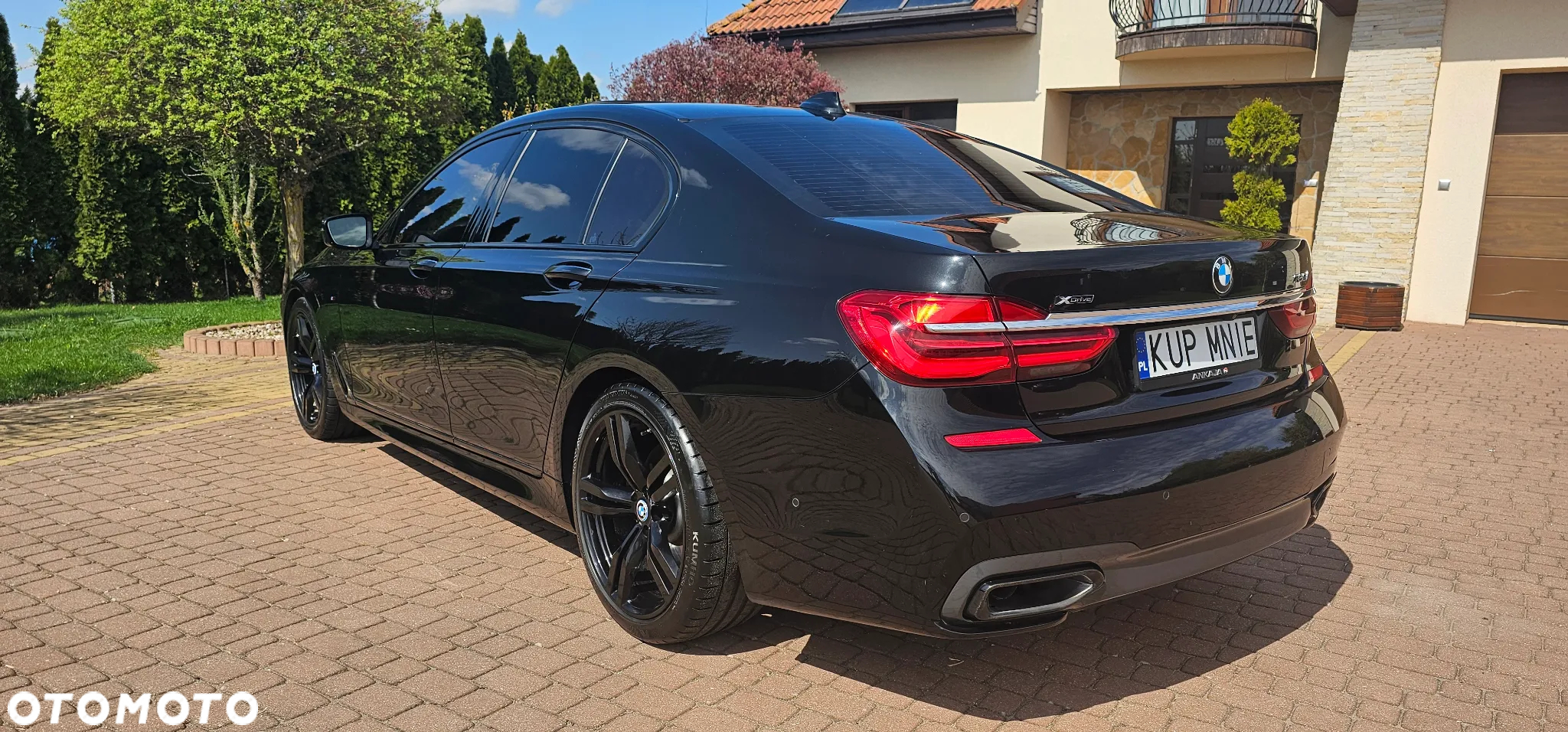 BMW Seria 7 750i xDrive - 13