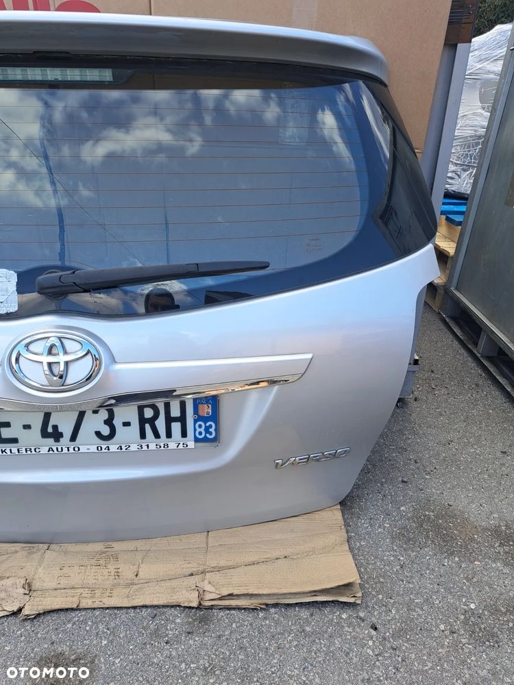 Toyota Verso lift 2013- klapa bagażnika tylna srebrna verso II lift - 4