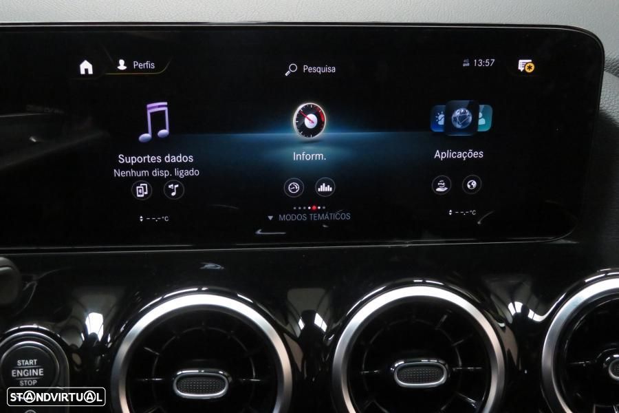 Mercedes-Benz GLA 180 d AMG Line - 18