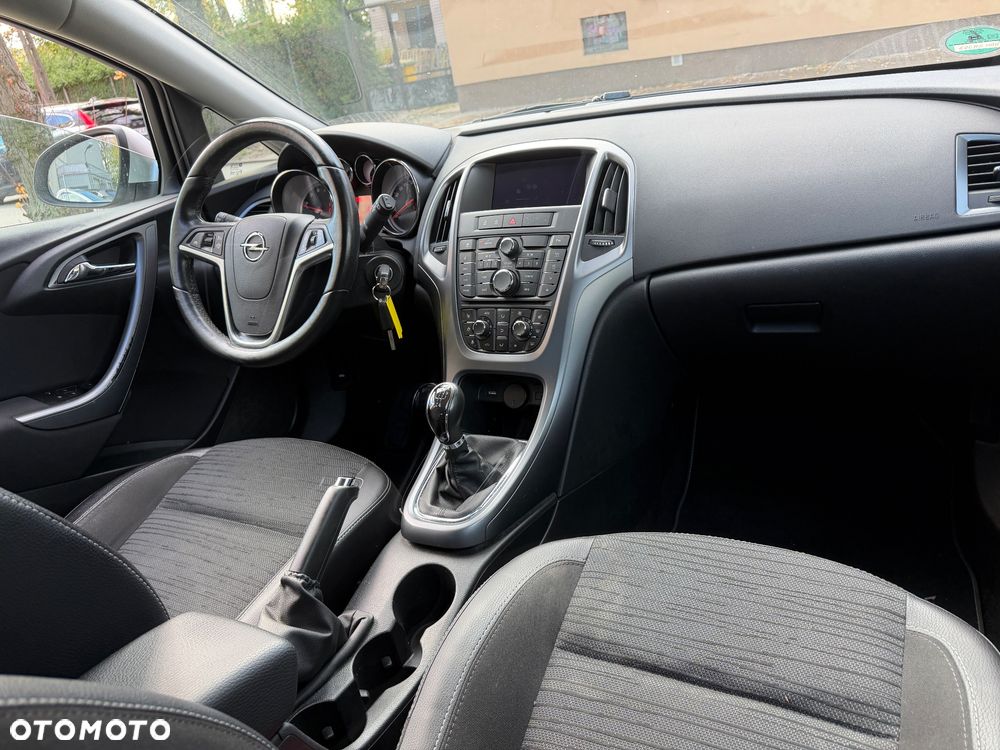 Opel Astra - 9