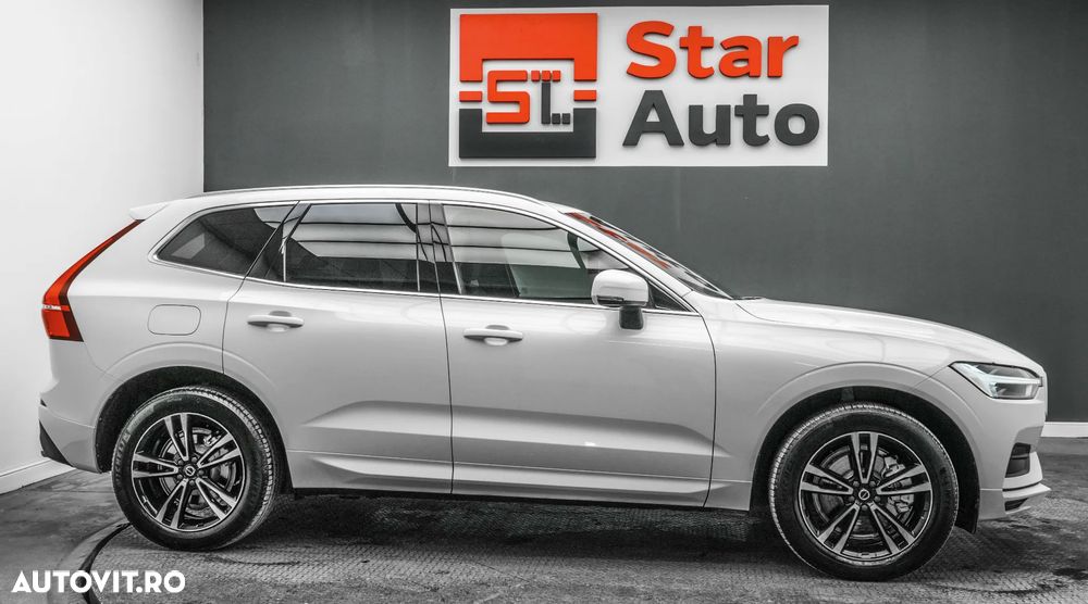 Volvo XC 60 B4 MHEV AT8 AWD Momentum Pro - 10