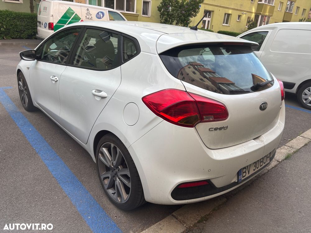 Kia Ceed 1.6 DSL STAR - 4