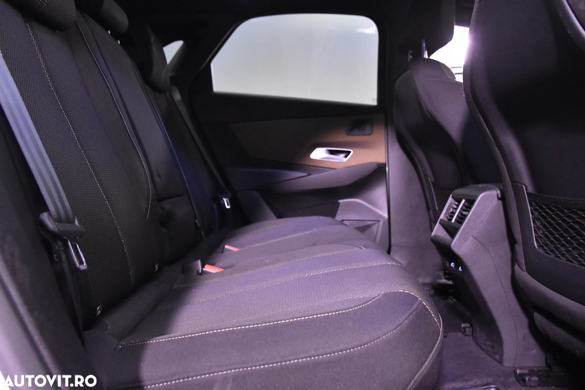 DS Automobiles DS 7 Crossback - 12