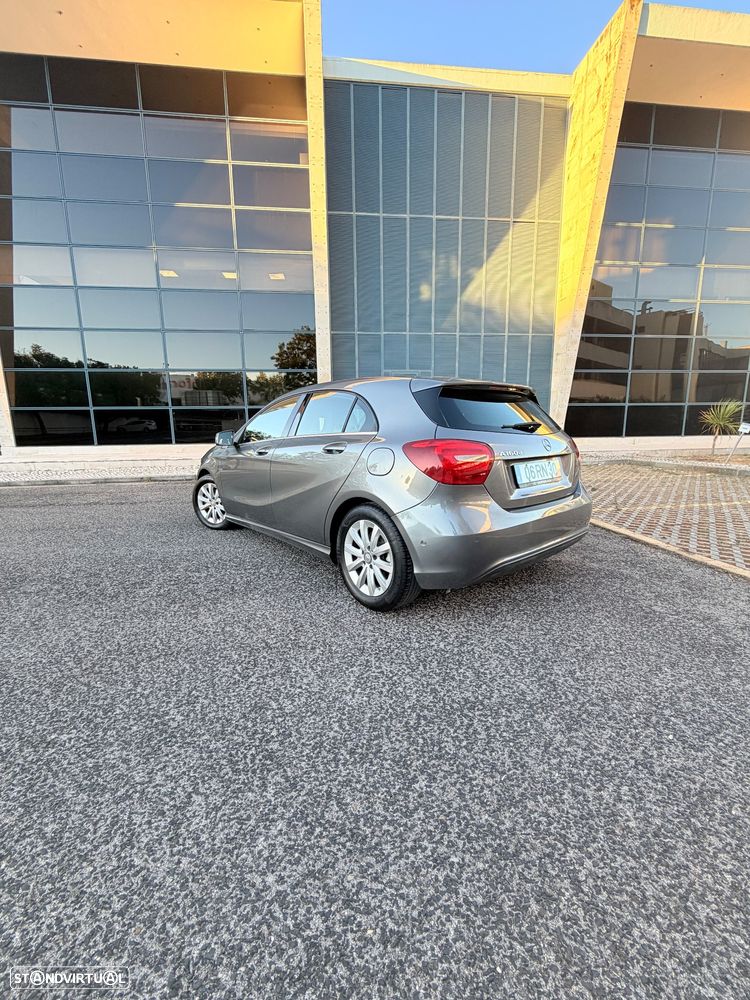 Mercedes-Benz A 160 d Style - 4