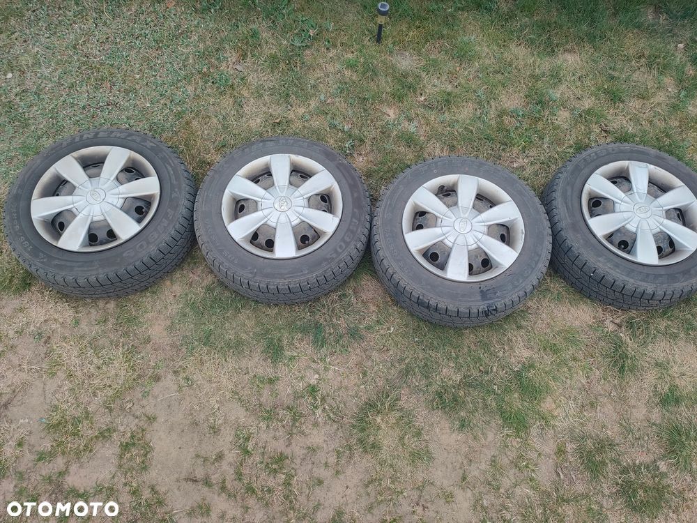 Kia Rio 1.5 CRDi City - 13