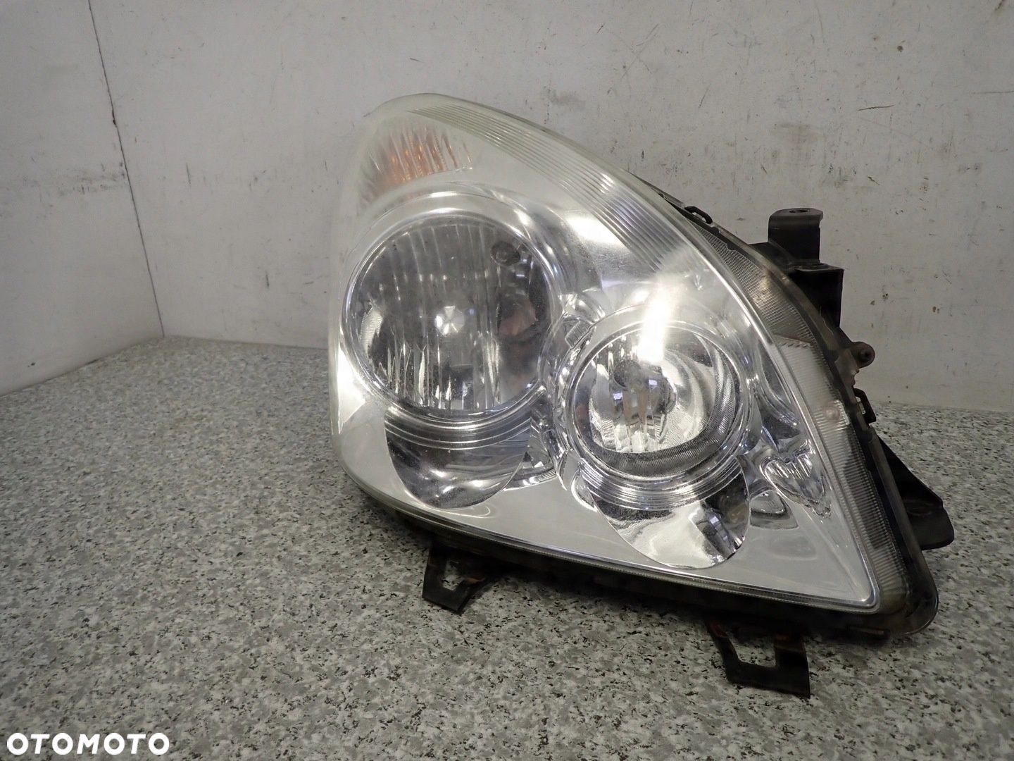 TOYOTA COROLLA VERSO 07- LAMPA PRZEDNIA PRAWA REFLEKTOR PRAWY - 3