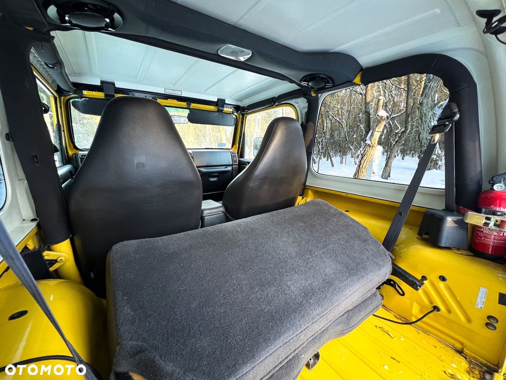 Jeep Wrangler - 22