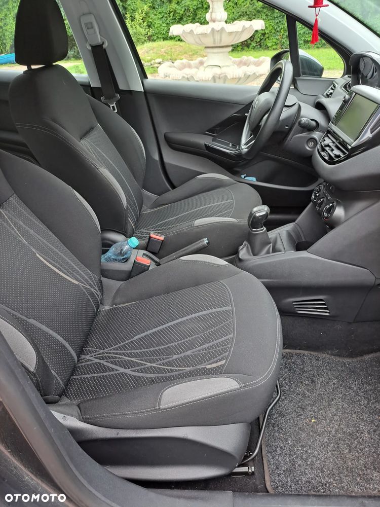 Peugeot 208 1.4 VTi Allure - 20