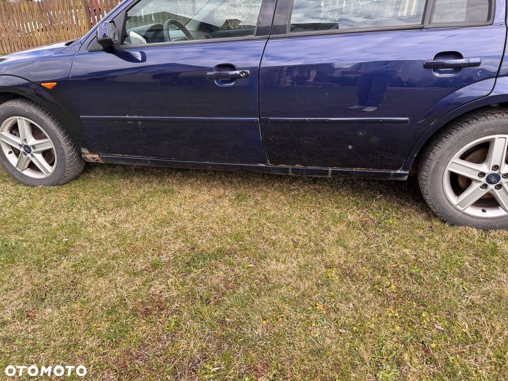 Ford Mondeo 2.0 TDDi Trend - 8